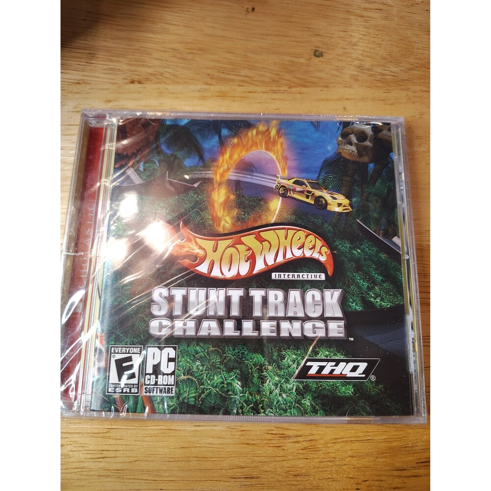 Hot Wheels Stunt Track Challenge Windows 98 / XP / 2000 PC Video Game New Sealed